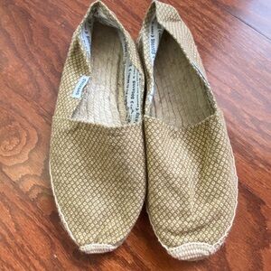 Soludos Diamond Print Tan Cotton Flat Espadrilles, Size 38